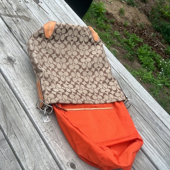 COACH - Picture 12 of 16